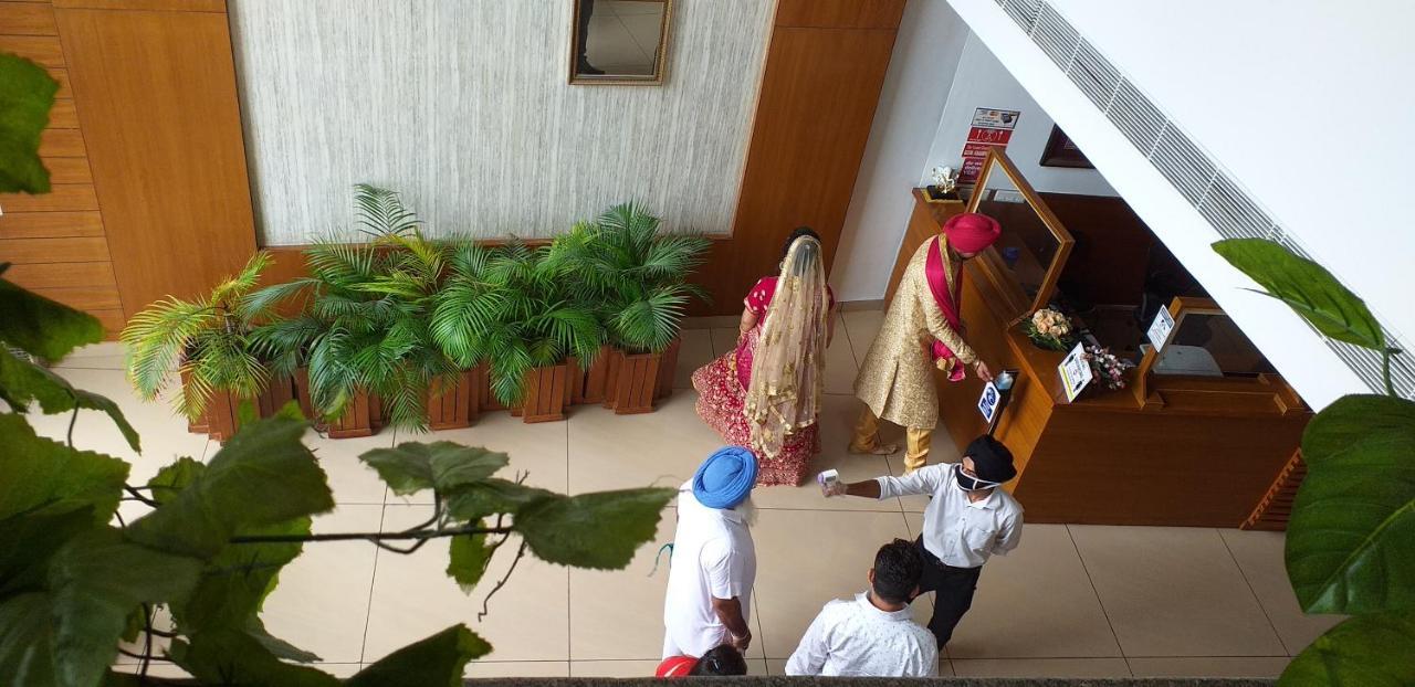 Grand Hotel Nawanshahr Nawāshahr Exteriér fotografie